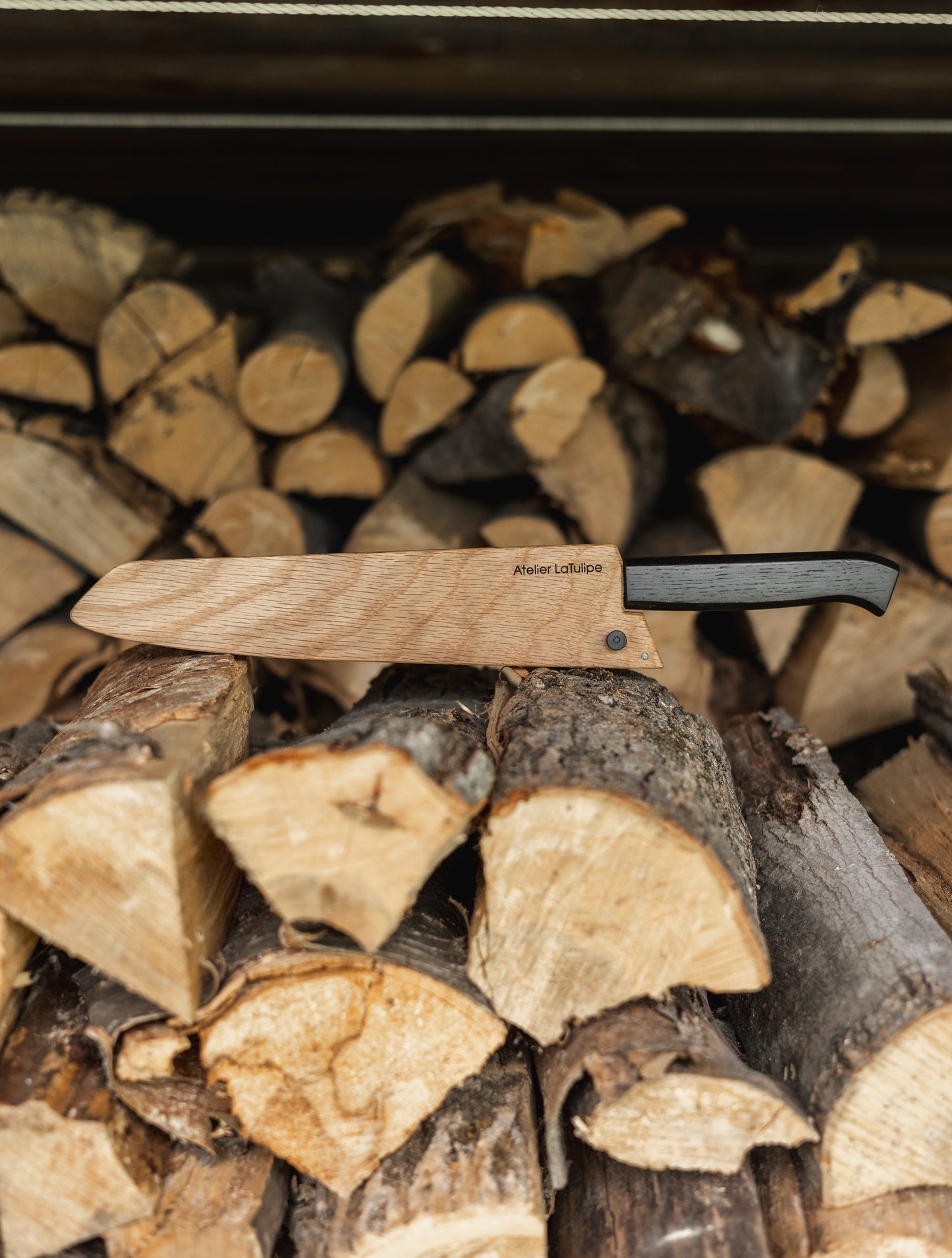 Atelier LaTulipe Hazaki knives Chêne blanc white oak blanc stain teinture noire Osmo Konketsu meat slicer